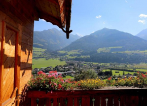 Panorama Ferienhaus Ematberg mit Bergblick und Sauna